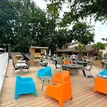 مكان تخييم Mobil-home Spacieux Avec Terrasse - 4 Pers. - Api-1-52-2147 *