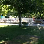 مكان تخييم Mobil-home Spacieux Avec Terrasse - 4 Pers. - Api-1-52-2147