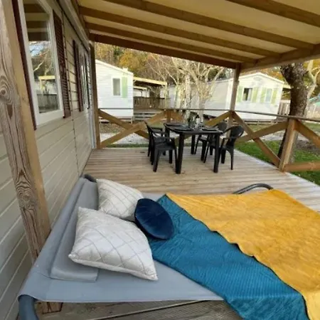 Mobil-home Spacieux Avec Terrasse - 4 Pers. - Api-1-52-2147