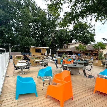 Kemp Mobil-home Spacieux Avec Terrasse - 4 Pers. - Api-1-52-2147 *