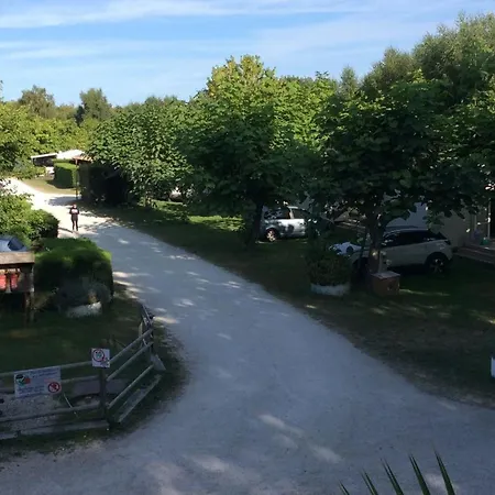 Mobil-home Spacieux Avec Terrasse - 4 Pers. - Api-1-52-2147 Kemp Grayan-et-l'Hopital