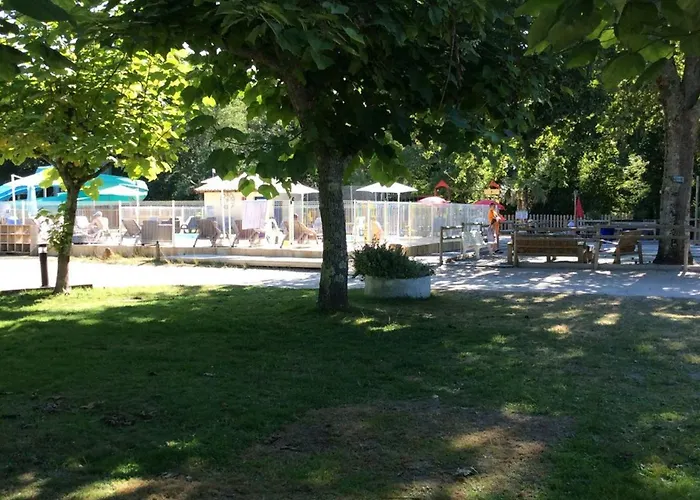 Campsite Mobil-home Spacieux Avec Terrasse - 4 Pers. - Api-1-52-2147